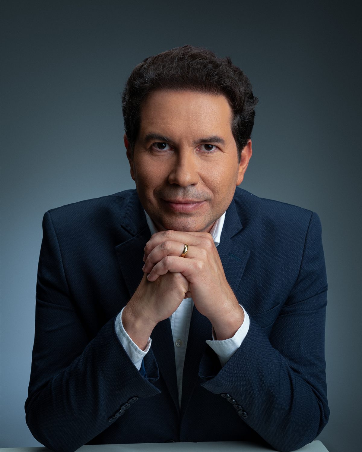 Dr. Ricardo Ferro